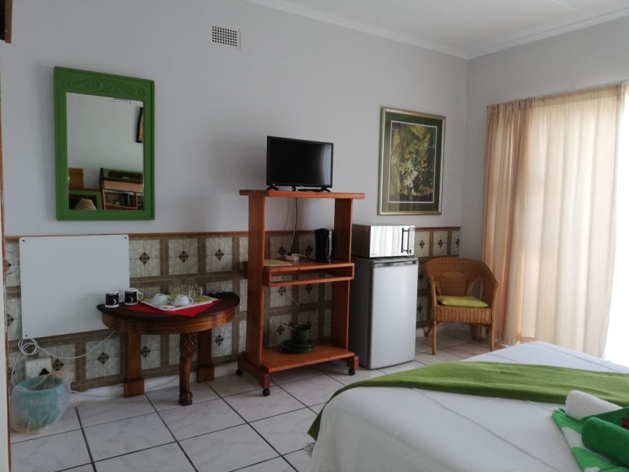 8 Bedroom Property for Sale in Mossel Bay Central Western Cape